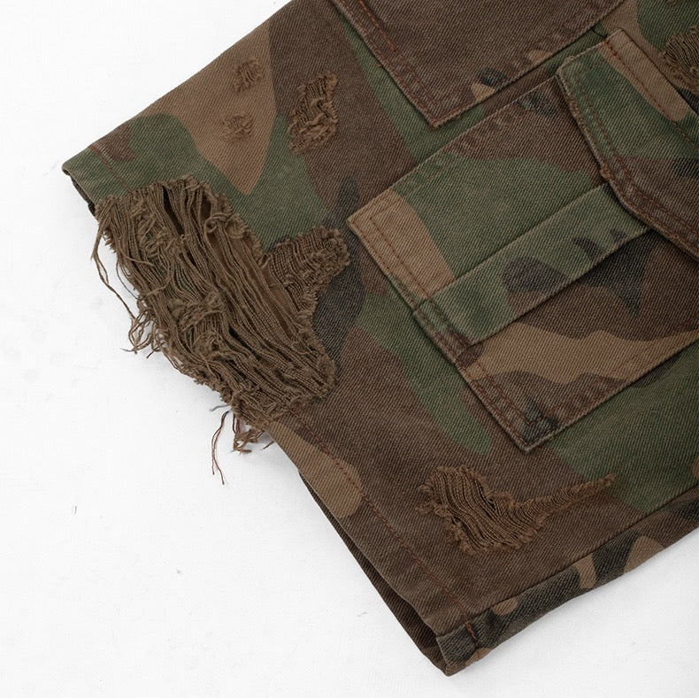 Jeansshorts mit Camouflage-Muster