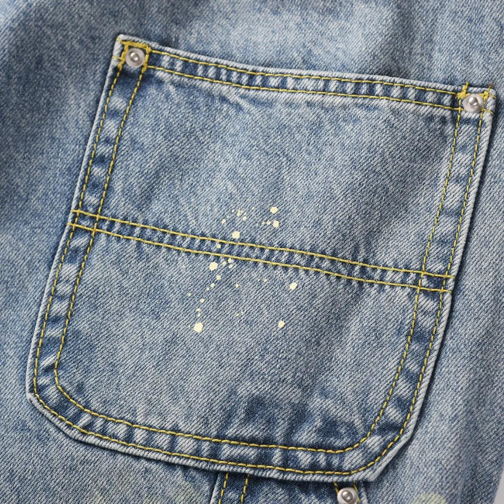 Farbgebung Schlagjeans