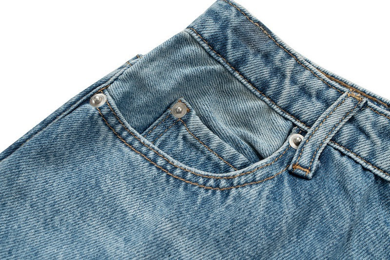 Hellblaue Baggy-Jeans