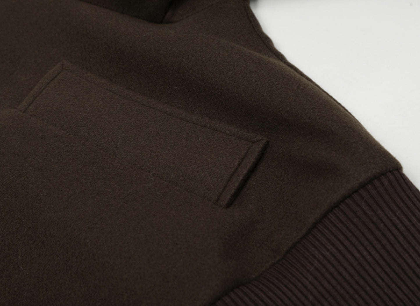 Braunes Silent Jacket
