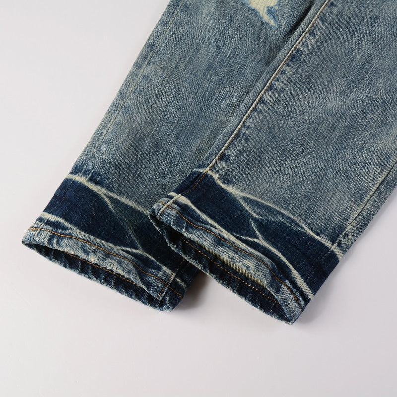 Jeans mit Rissen