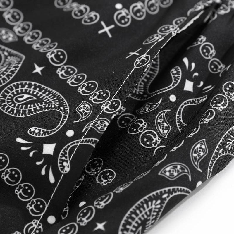 Schwarze Bandana-Badeshorts