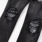 Schwarze Blumenjeans