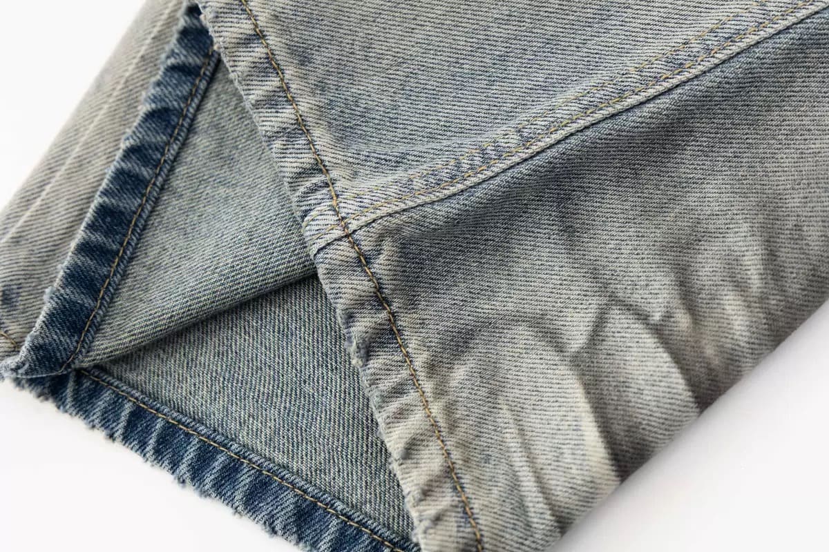 Destroyed Baggy Jeans