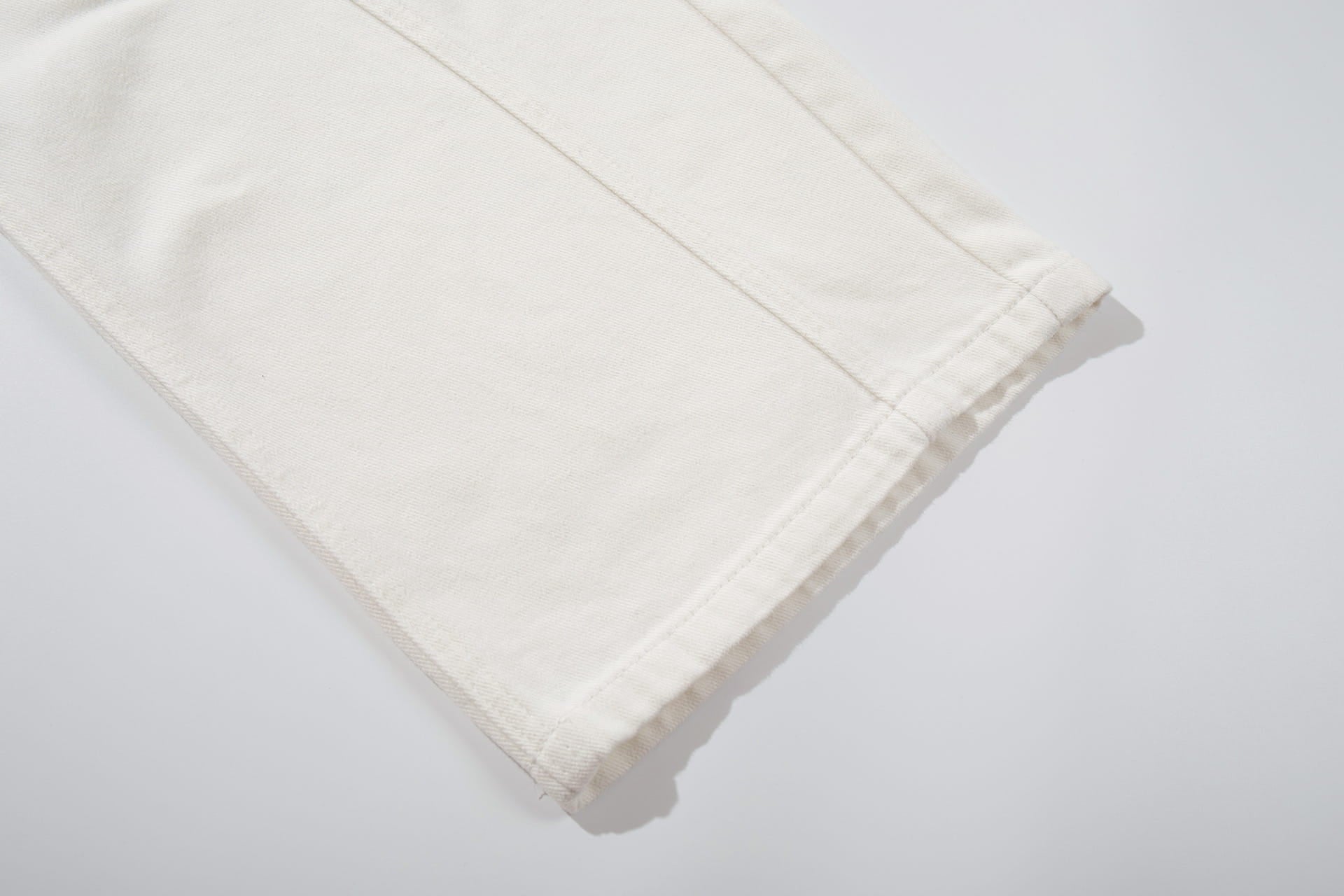 All White Baggy Jeans