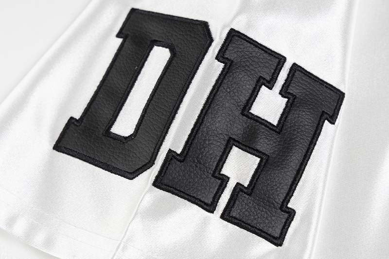 Weißes Achtundachtzig-Jersey