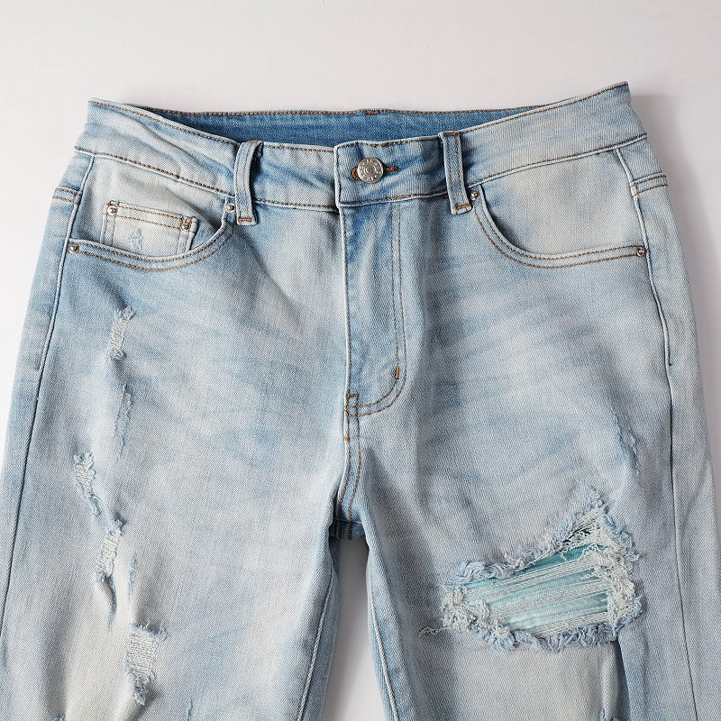 Blauäugige Jeans
