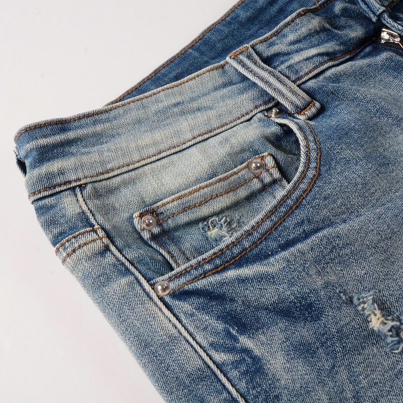 Klassische leichte Jeans