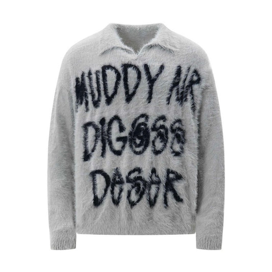 Grauer kuscheliger Pullover
