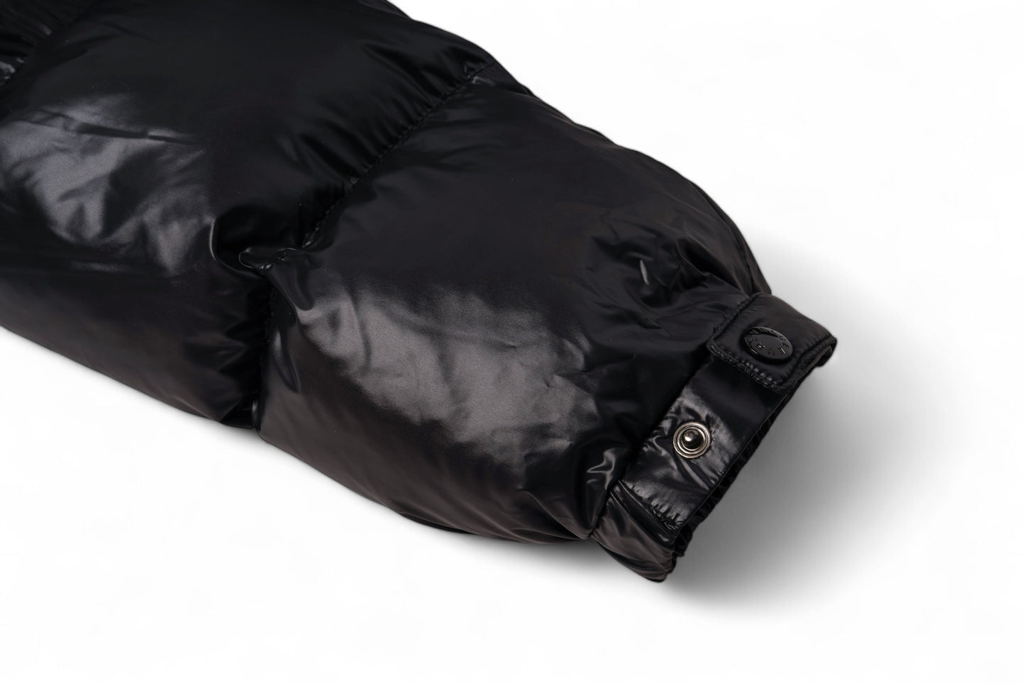 TVE Schwarze Pufferjacke